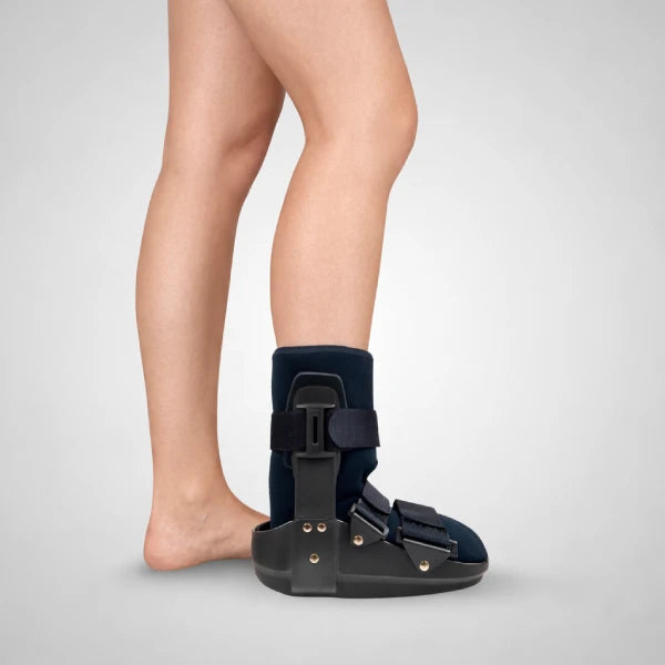 Bota Walker Curta Fixa — EMO